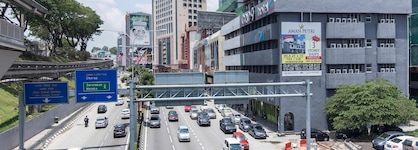 Oyo 416 Grid 9 Hotel