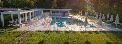 Olympios Zeus Hotel Bungalows