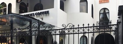 Ar 218 Hotel By Uliv