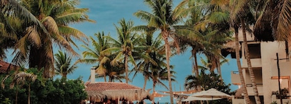Petit Lafitte Beach Front Hotel & Bungalows
