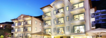 Saylam Suites