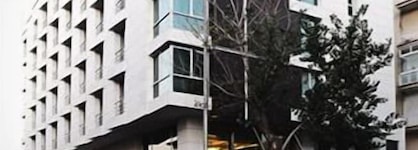 Demora Hotel
