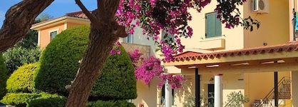 Elanthi Village Hotel