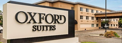 Oxford Suites Redding