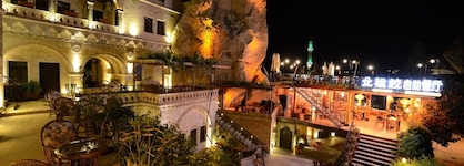 Roma Cave Suite Hotel