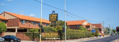 St Georges Motor Inn