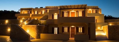 Moonlight Apartments & Suites