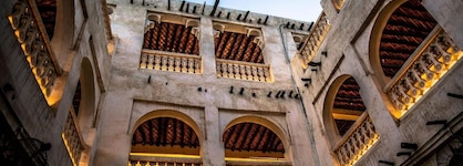 Best Plaza West Bay Hotel