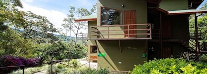 Cala Lodge