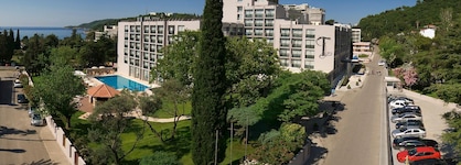 Tara Hotel