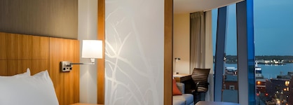 Hyatt Place Portland Downtown - Old Port Square
