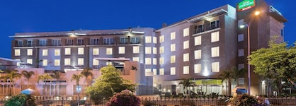 Courtyard By Marriott Kingston, Jamaica