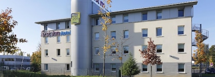 First Inn Hotel Les Ulis
