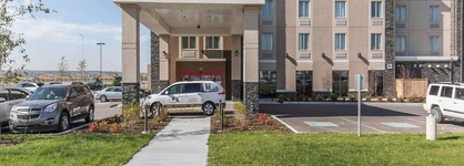 Comfort Inn And Suites Calgary Airport North