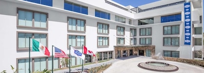 Hampton Inn & Suites By Hilton Los Cabos