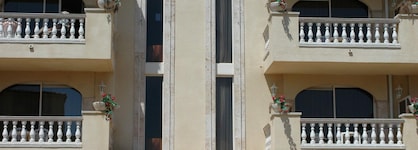 Van Der Valk Hotel Barcarola