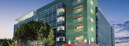 Hampton Inn & Suites Santa Monica