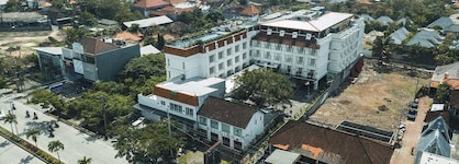 Hotel Santika Seminyak