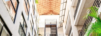 Hotel52