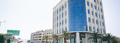 Platinum Alkhamseen Serviced Apartments