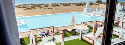 Hotel LIVVO Budha Beach