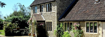 Great Ashley Farm Cottage And Shepherds Huts.
