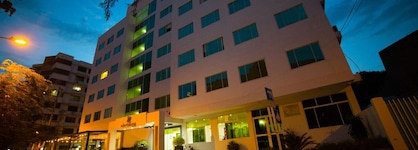 Hotel Portobahia