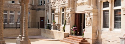 The Coal Exchange Hotel