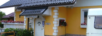 Mekina Guesthouse