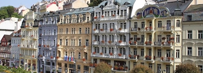 Astoria Hotel & Medical Spa