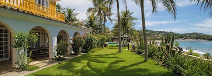 Villa Raphael