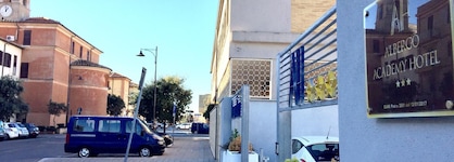 Hotel Academy