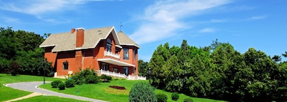 Dalian Bangchui Island Hotel