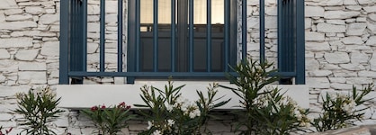 Sifnos House - Rooms & Spa