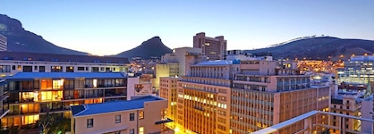 Cape Eazi Stayz's Cartwright Apartments