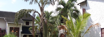 Pinewood Beach Resort And Spa