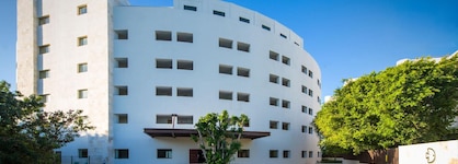 Izla  Hotel