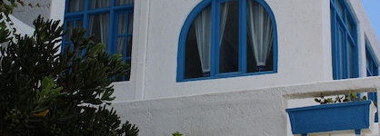 Bluu Bahari Ee