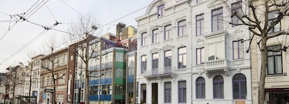 Quentin Zoo Hotel