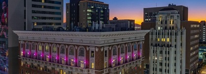 Courtyard By Marriott Phoenix Downtown