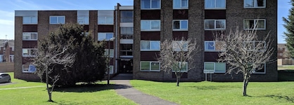 28 Scotfield