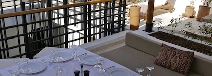 Riad Zebrakaro