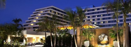 Renaissance Newport Beach Hotel