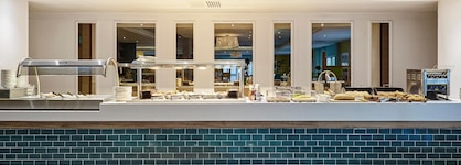Holiday Inn Cardiff North