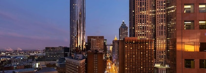 The Candler Hotel Atlanta, Curio Collection By Hilton