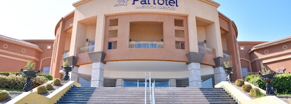 Parrotel Lagoon Waterpark Resort