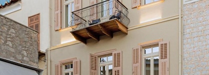 Castellano Hotel & Suites
