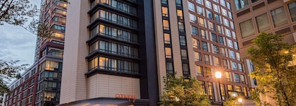 Canopy By Hilton Jersey City Arts District