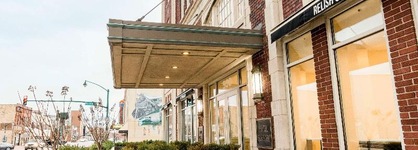 Hotel Elkhart, Tapestry Collection By Hilton