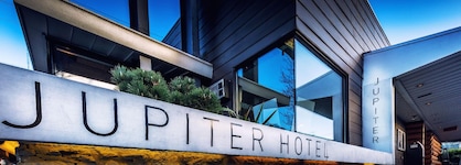 Jupiter Hotel